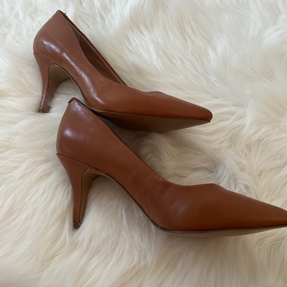 Sole society pump size 6 - Picture 2 of 5